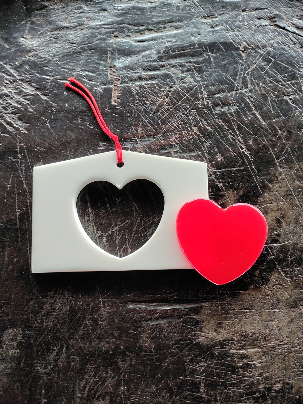 令和8年シンはめ込み式絵馬お目見え