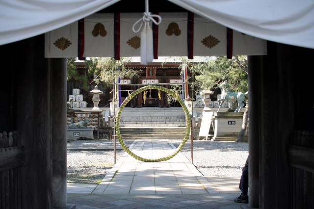 菅生石部神社茅野輪くぐり