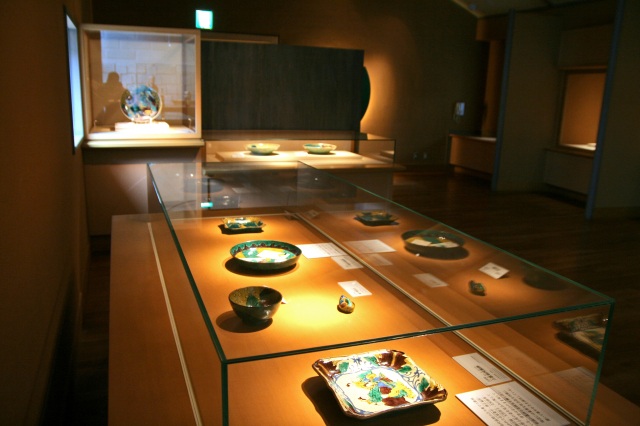 石川県九谷焼美術館 内観
