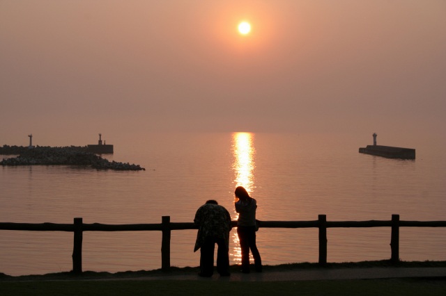 尼御前岬 夕暮れ