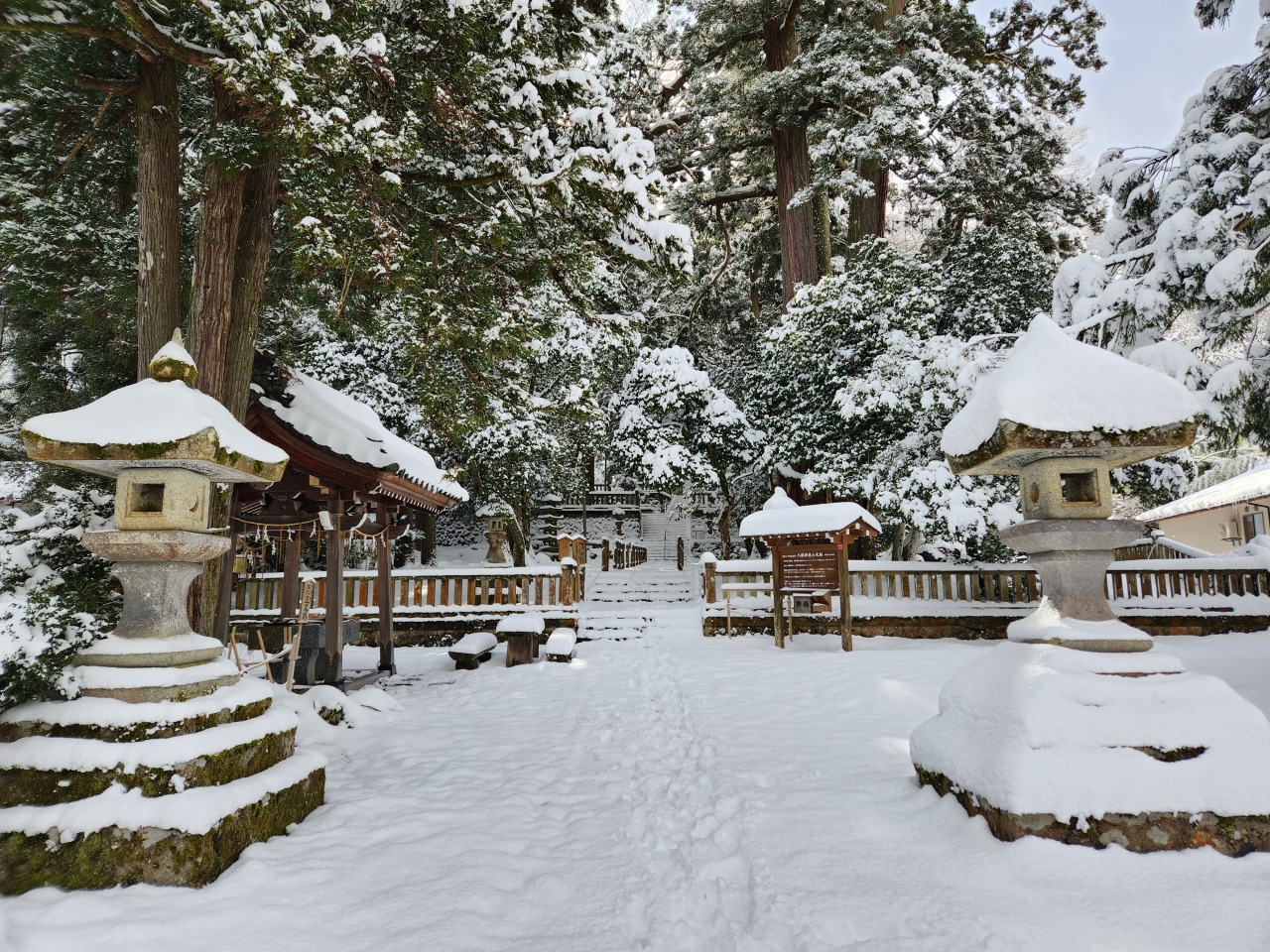 雪見とうろう祭り